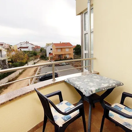 Apartment Apartments With A Swimming Pool Zadar - 5943